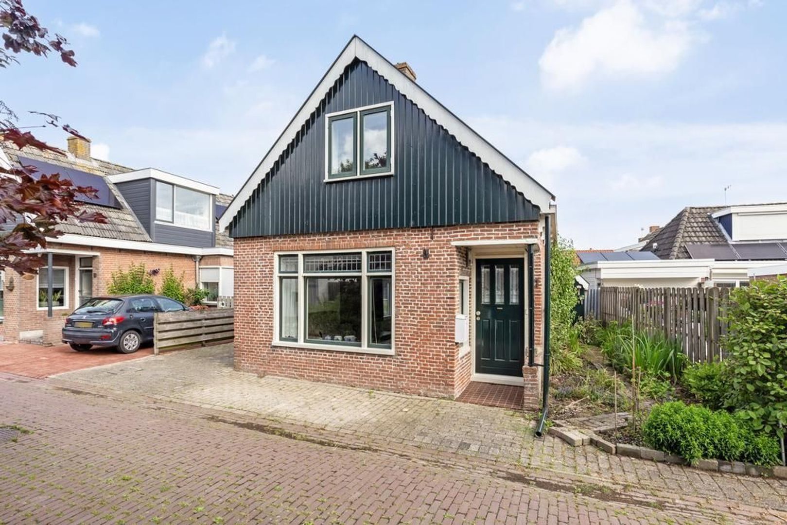 Wjuk 21, Ternaard foto-4