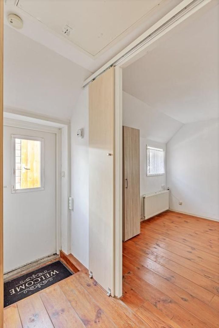 Wjuk 21, Ternaard foto-9