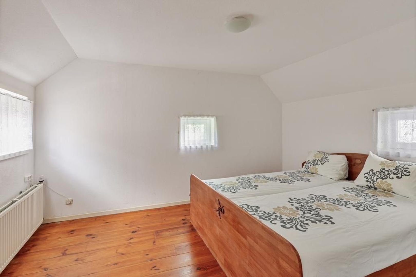 Wjuk 21, Ternaard foto-10