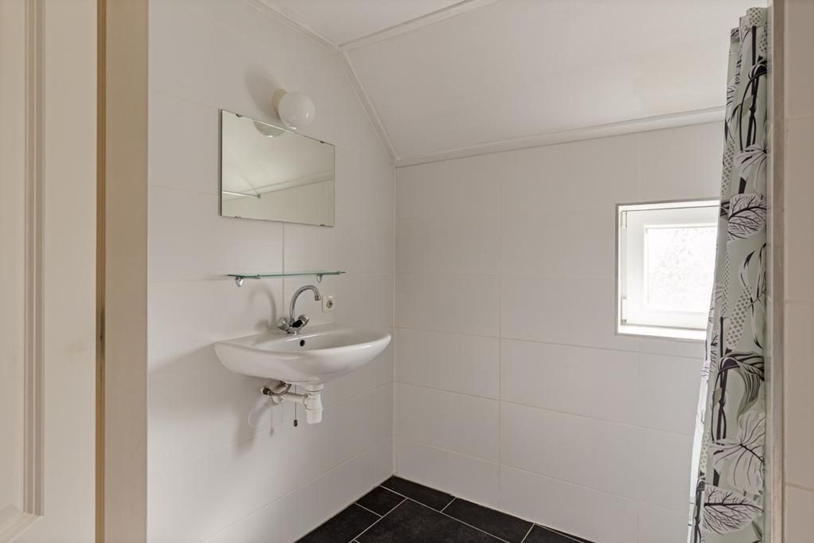 Wjuk 21, Ternaard foto-12