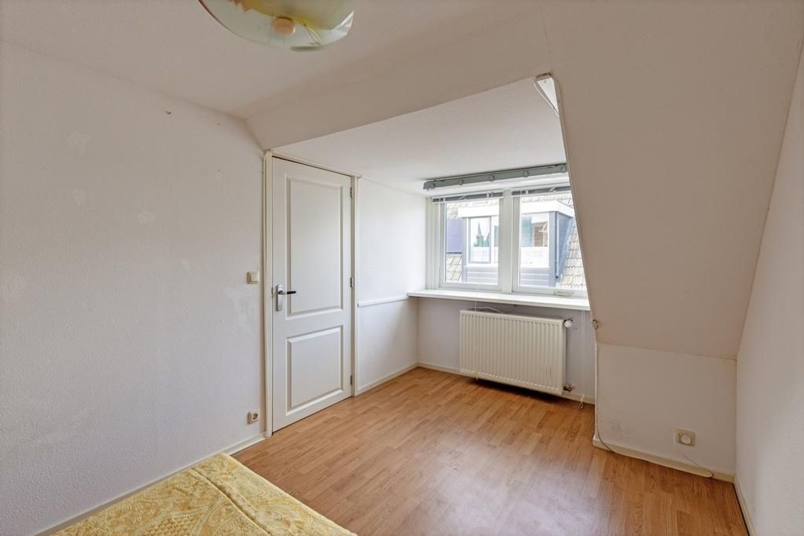 Wjuk 21, Ternaard foto-18