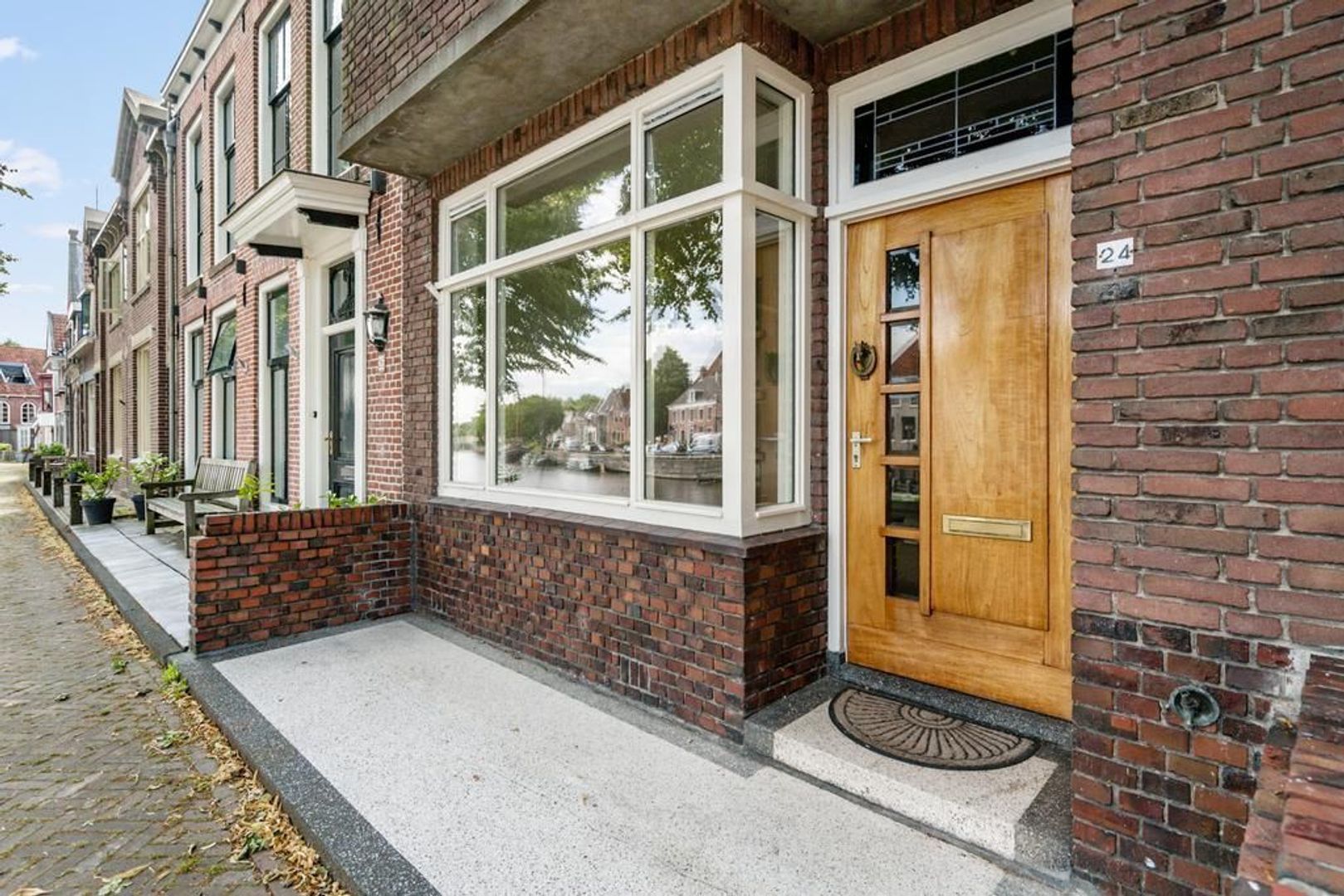De Dijk 24, Dokkum foto-5