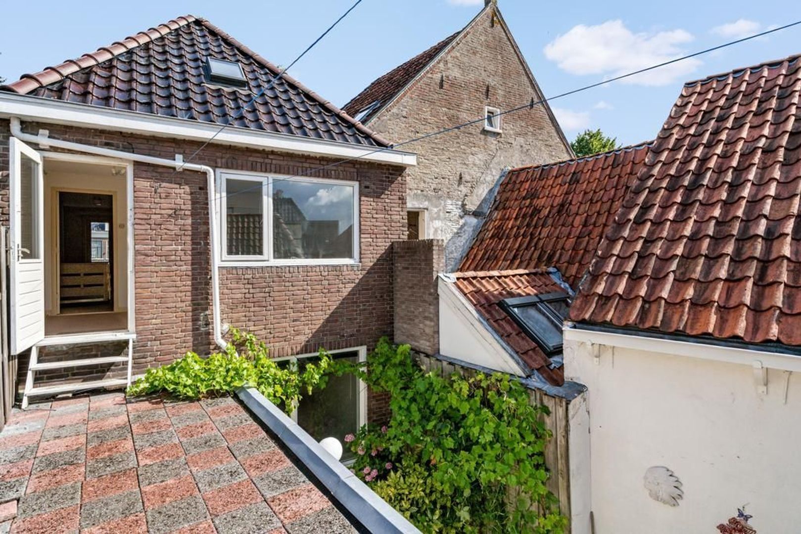 De Dijk 24, Dokkum foto-27