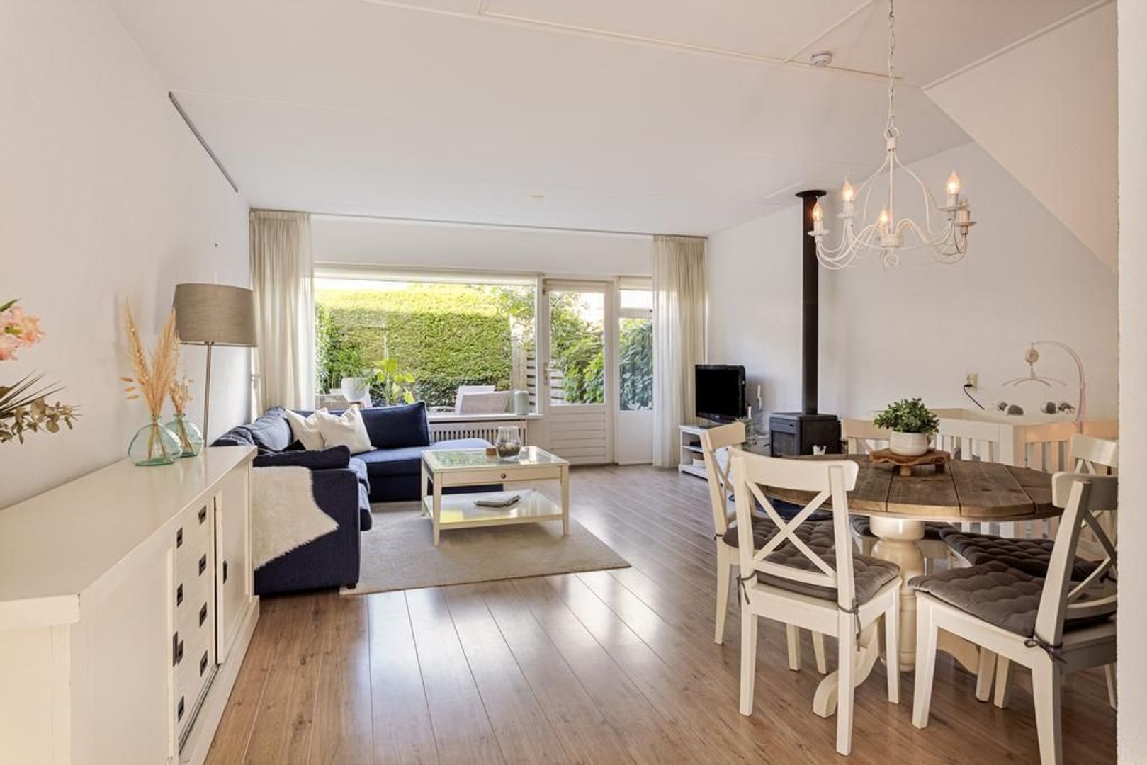 Kluut 38, Dokkum foto-1