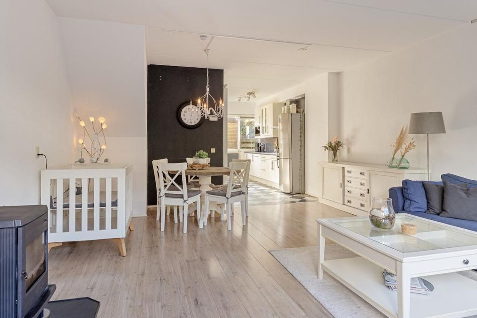 Kluut 38, Dokkum foto-2