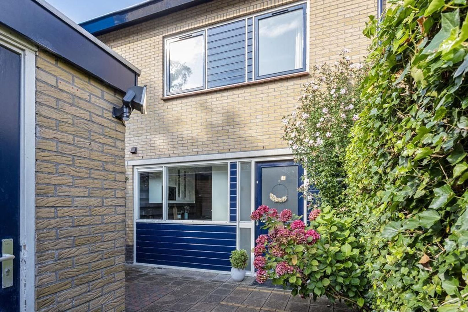 Kluut 38, Dokkum foto-4