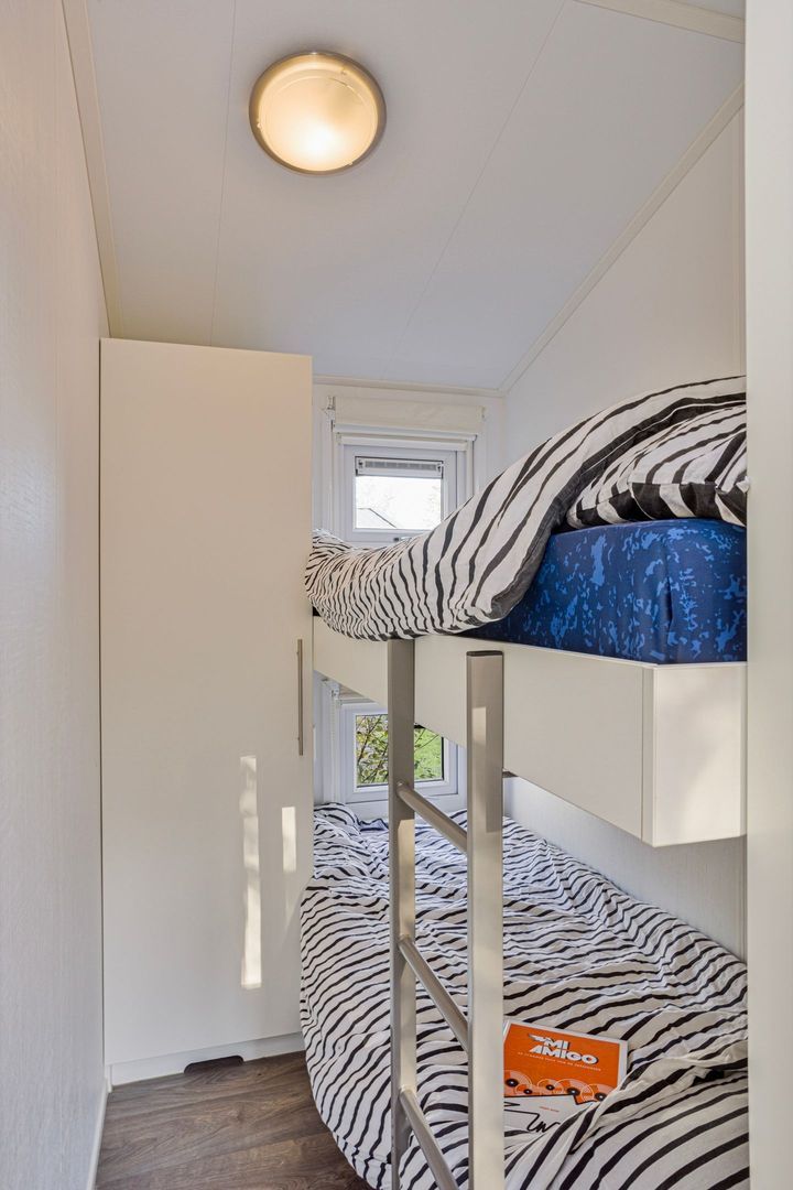 De Punt 20 0 ong, Lauwersoog foto-11