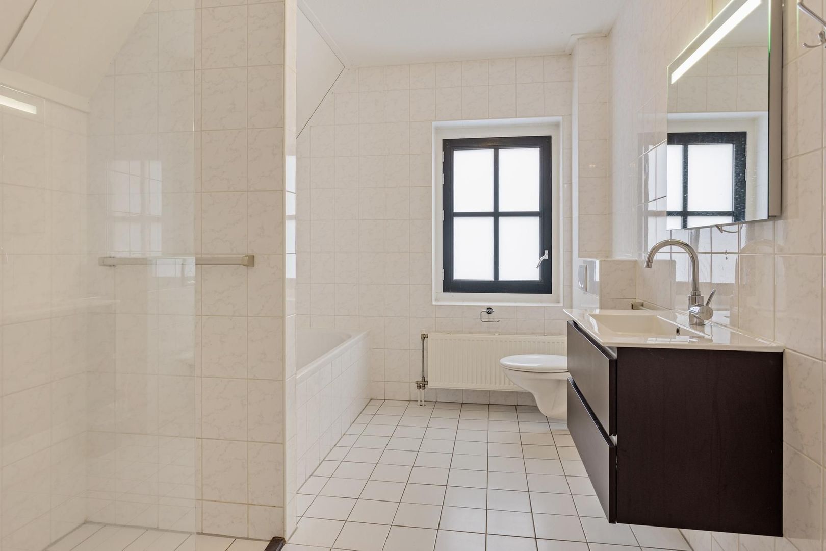 Easterskans 16 237, Eanjum foto-18