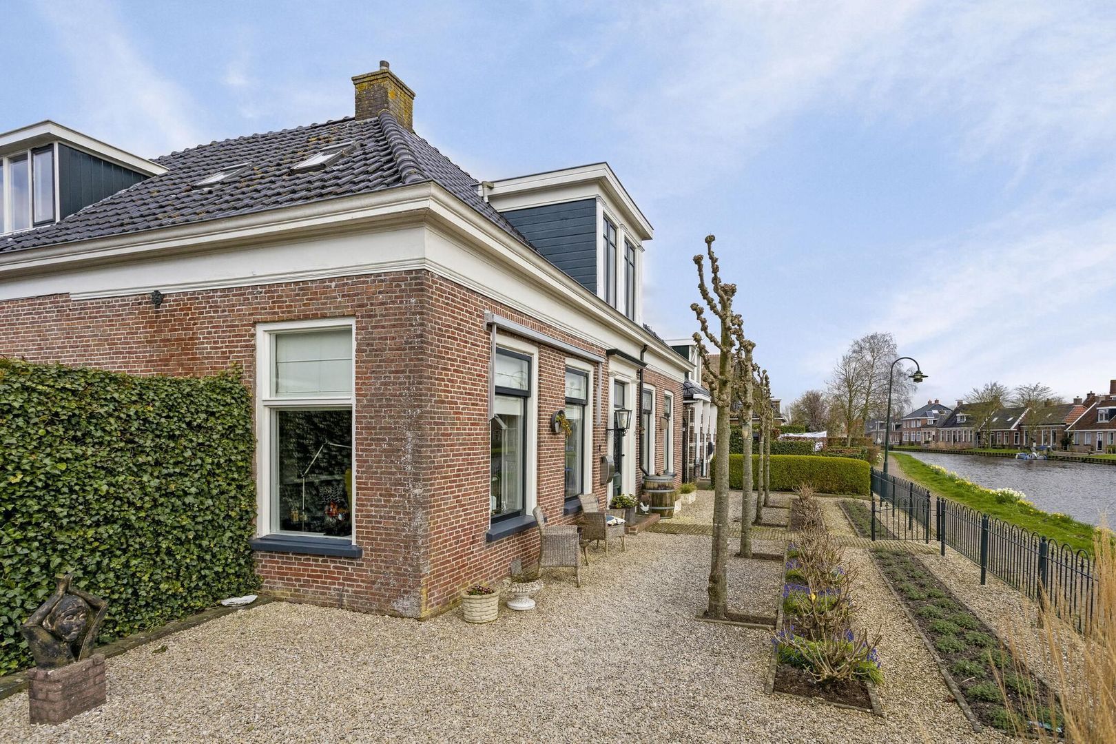 Ds.R.H.Kuipersstraat 22, Burdaard foto-1