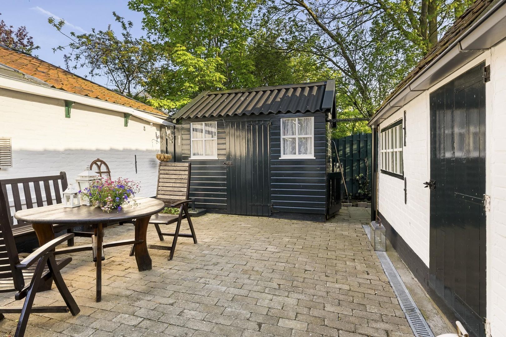 Wjuk 9, Ternaard foto-25