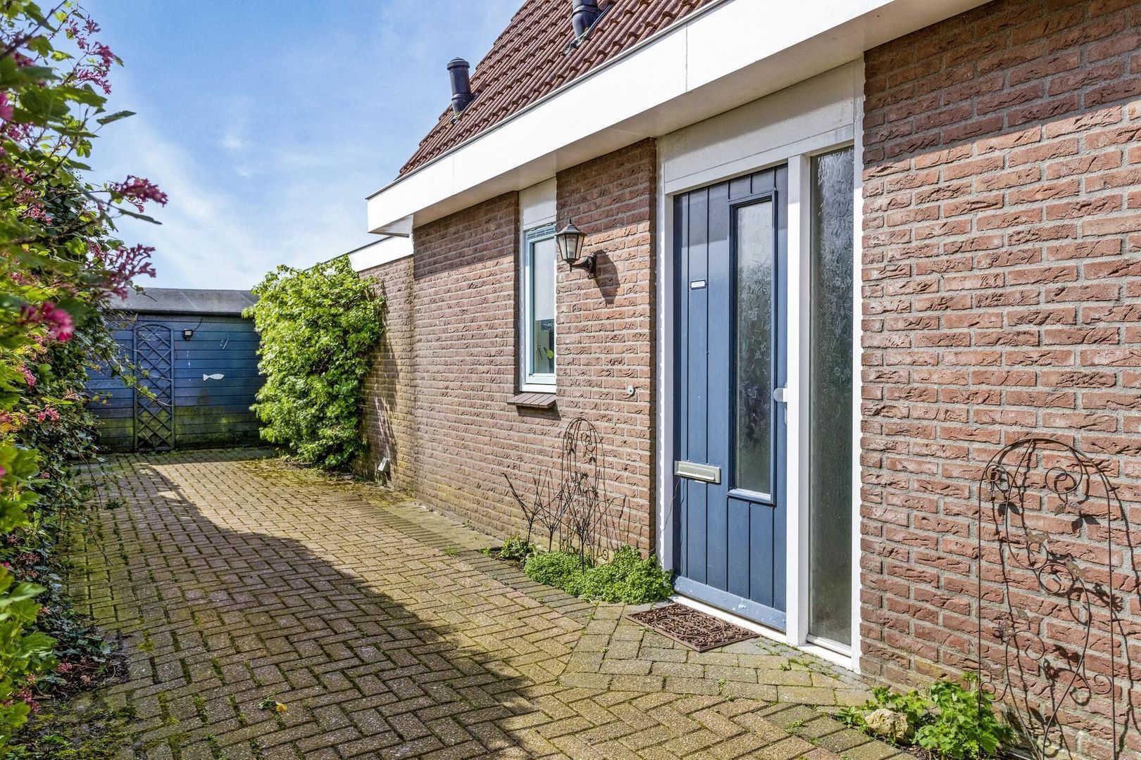 De Donger 9, Peazens foto-7