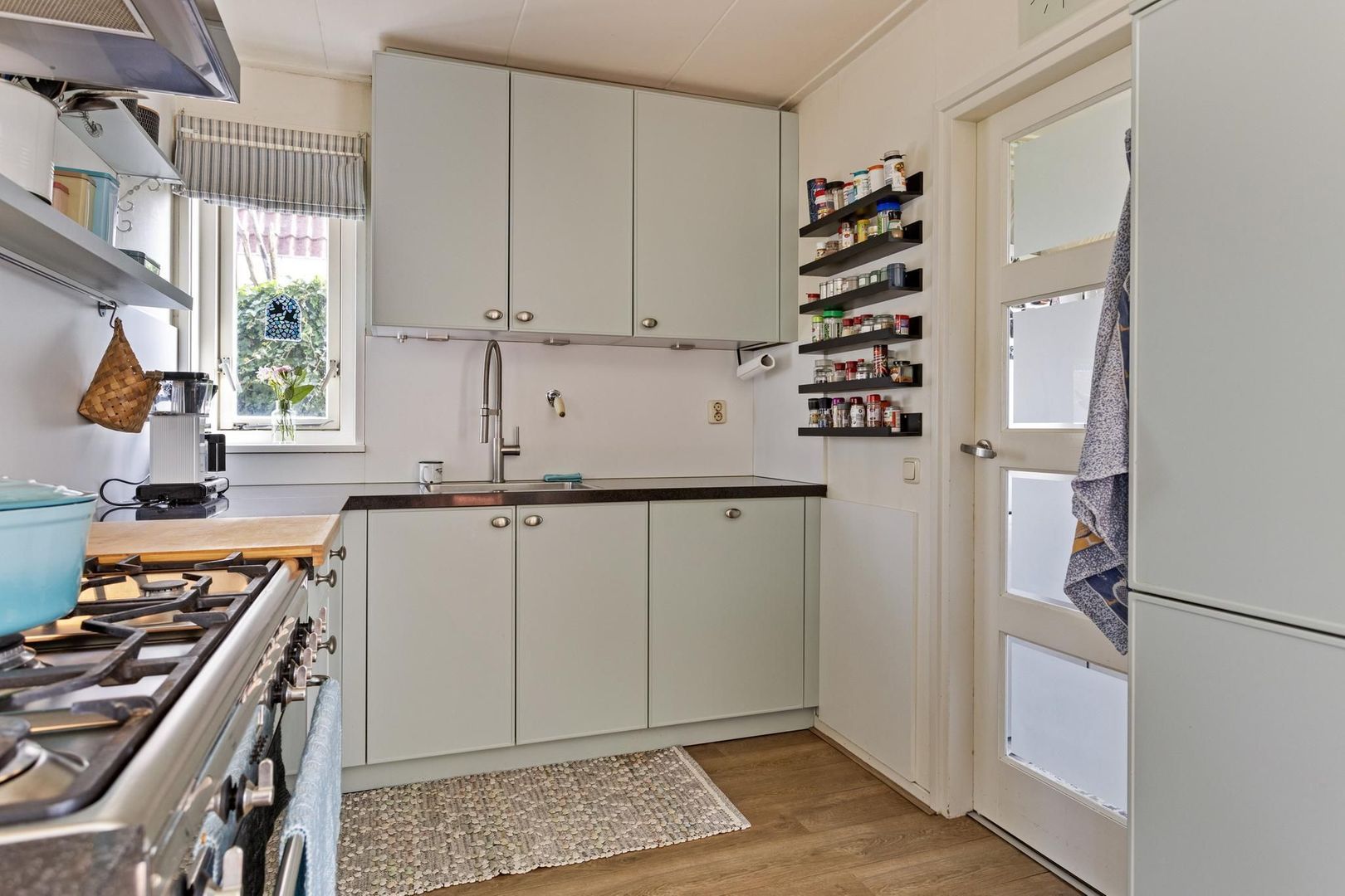 De Donger 9, Peazens foto-17