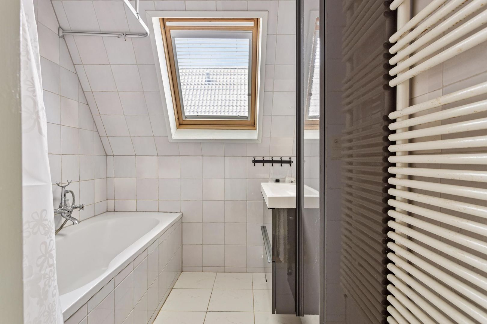 De Donger 9, Peazens foto-25