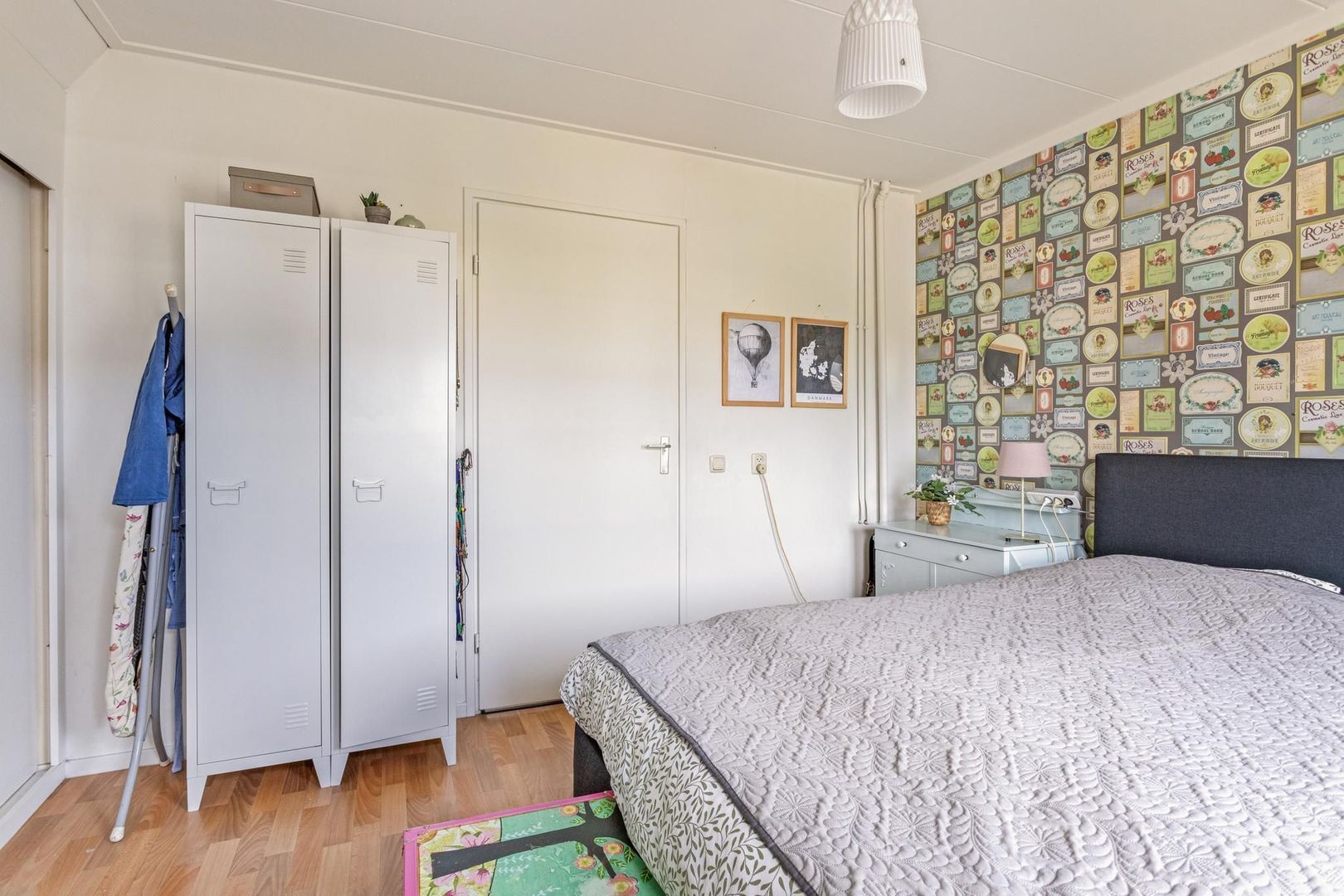 De Donger 9, Peazens foto-27