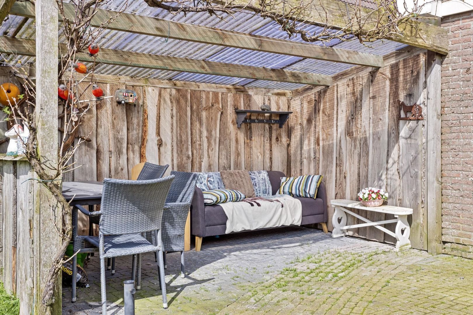 De Donger 9, Peazens foto-33