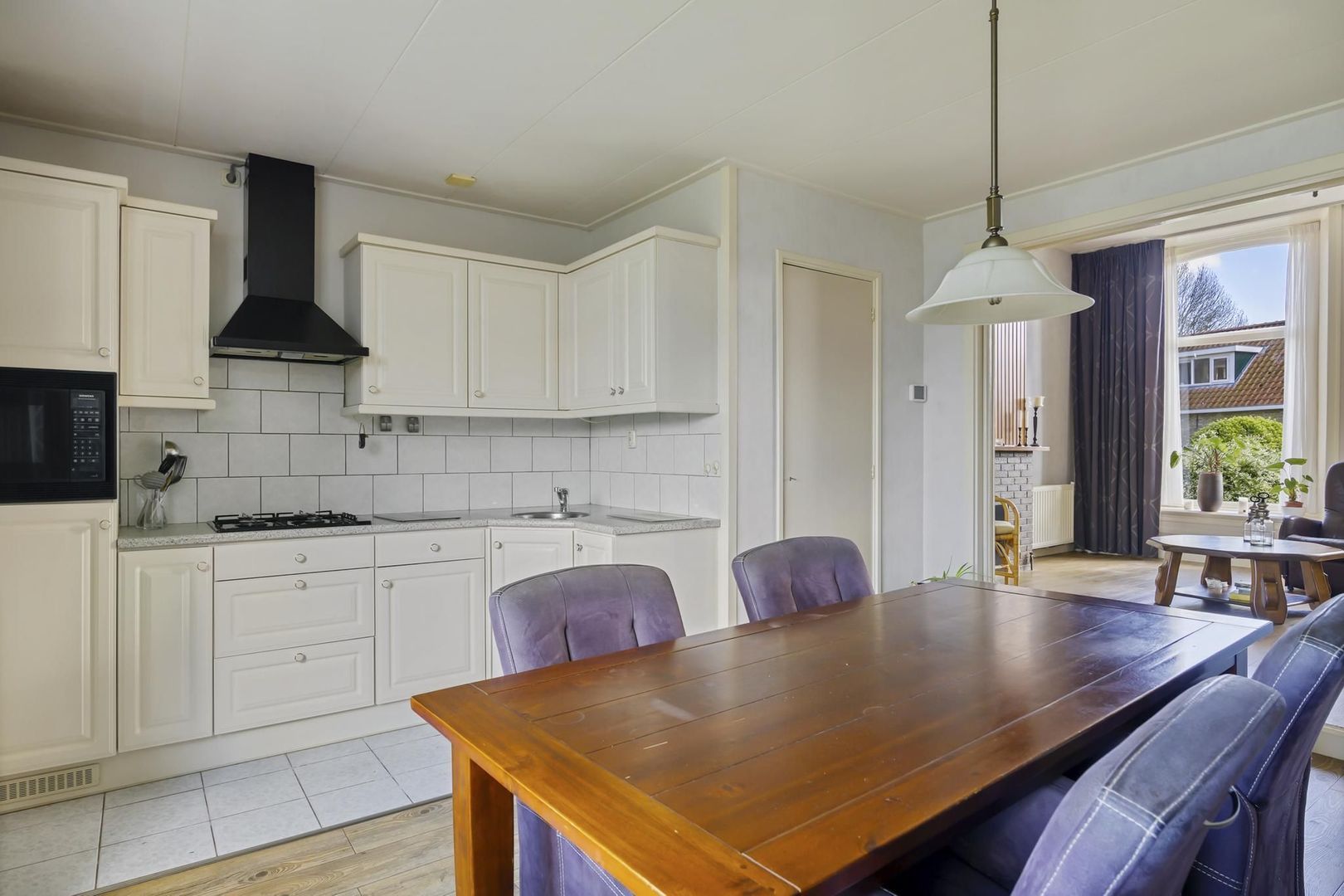 Tsjerkestrjitte 9, Holwert foto-8