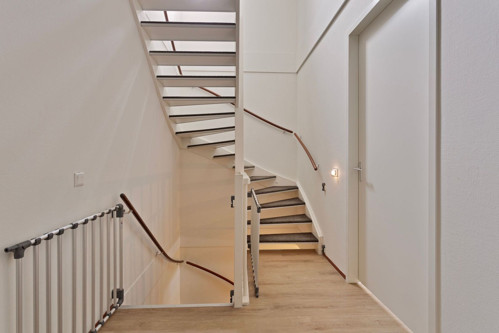 Easterskâns 29 212, Eanjum foto-17