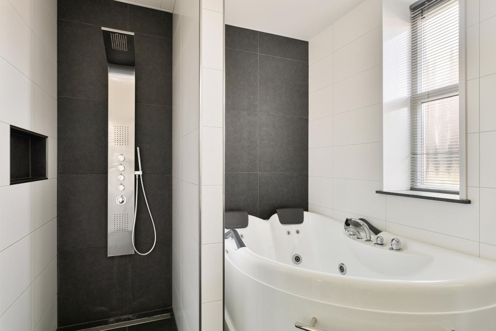 Van Bongastrjitte 14, Holwert foto-9