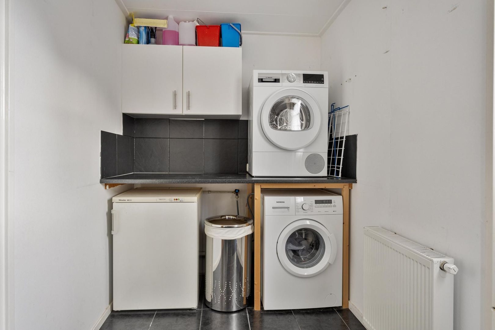 Van Aylvawal 4, Holwert foto-14