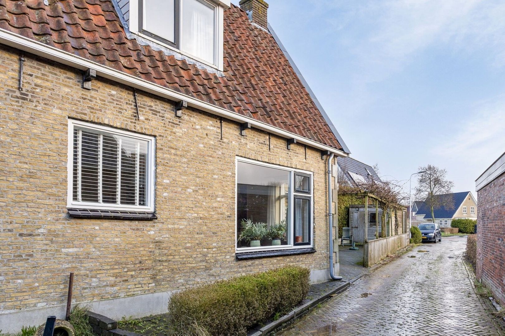 Van Aylvawal 4, Holwert foto-16