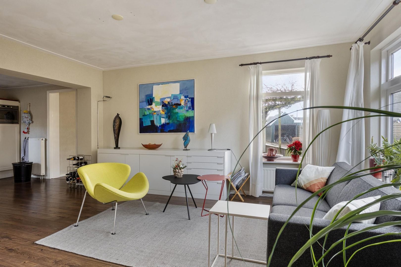 Van Aylvawal 4, Holwert foto-1