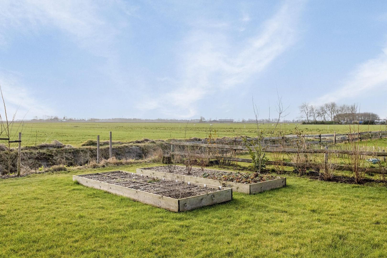 Langgrousterwei 51, Easternijtsjerk foto-3