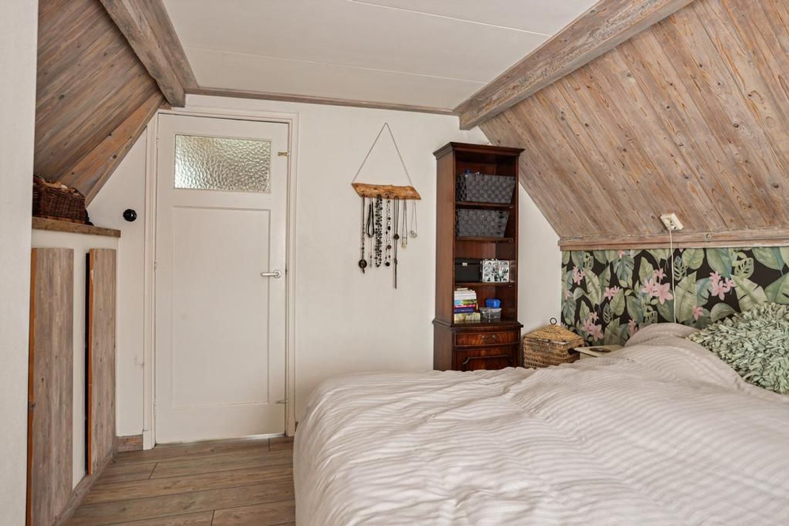 It Roster 20, Ingwierrum foto-14