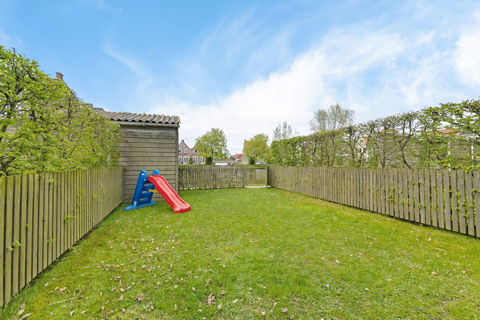 Westerskâns 10 324, Eanjum foto-3