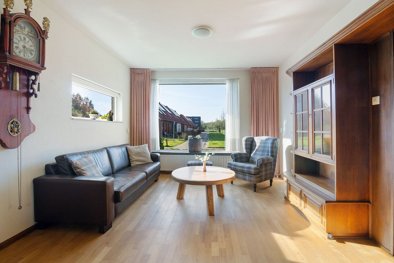 Burgemeester De Vriesstraat 11, Dokkum foto-2