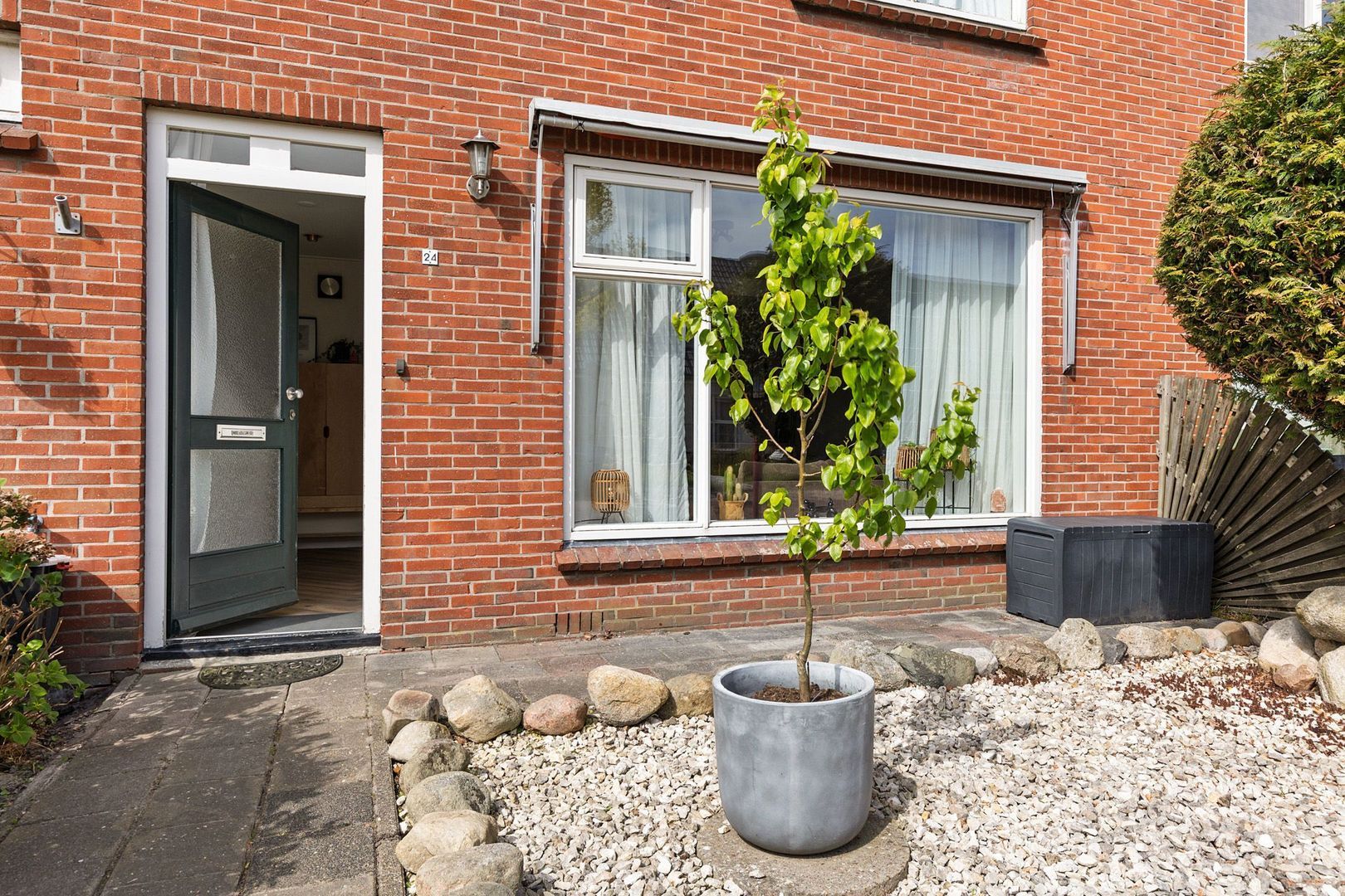 Van Aitsemastraat 24, Dokkum foto-4