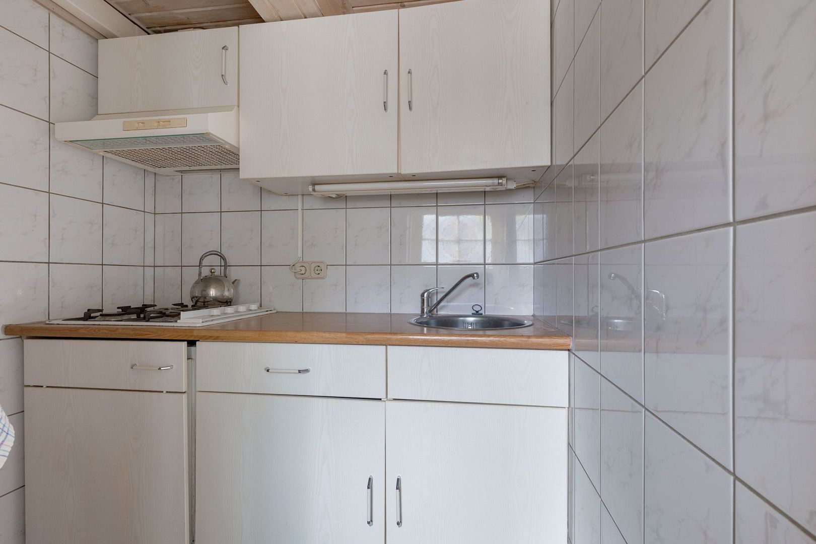 Eastein 12, Peazens foto-5