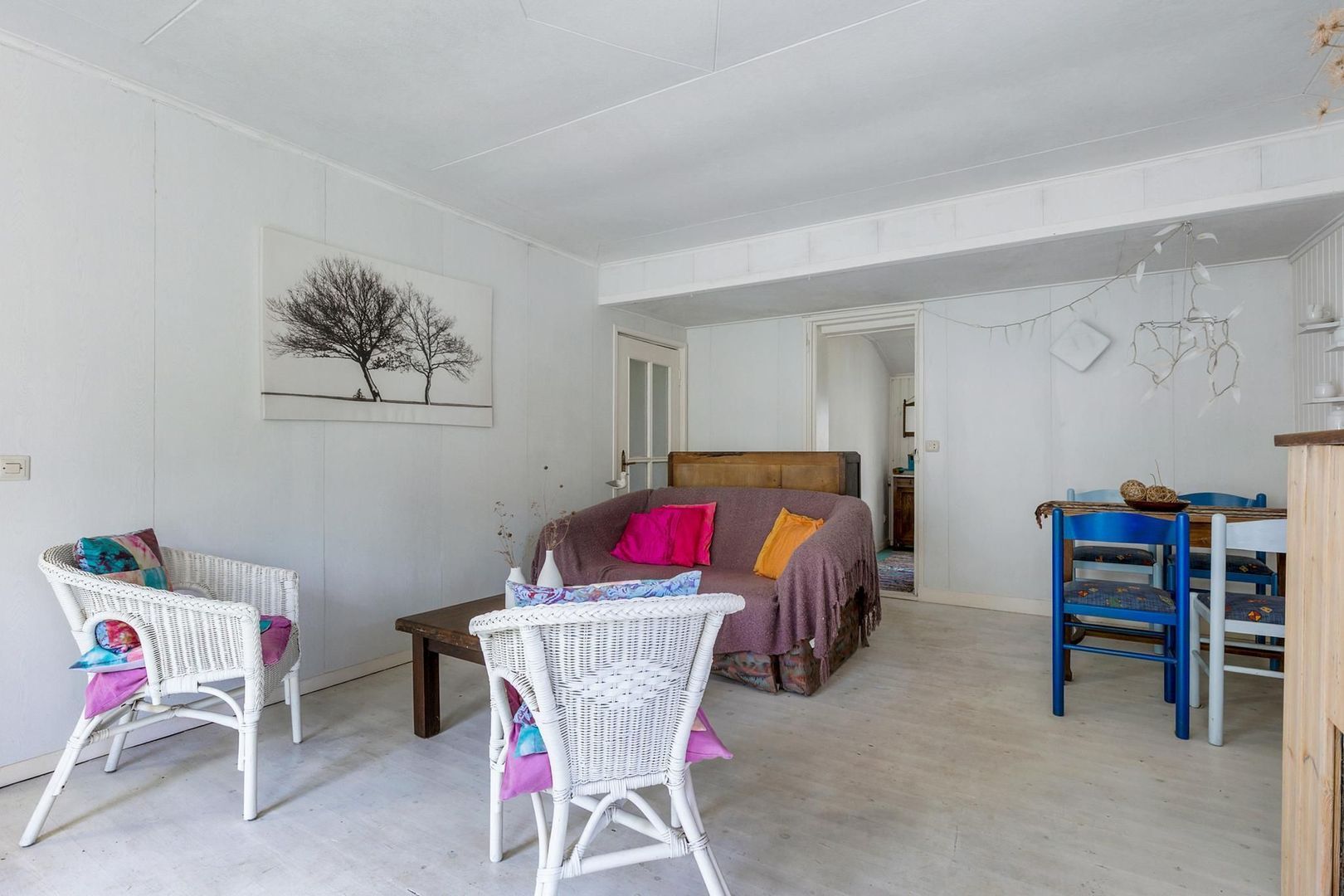 Eastein 12, Peazens foto-7