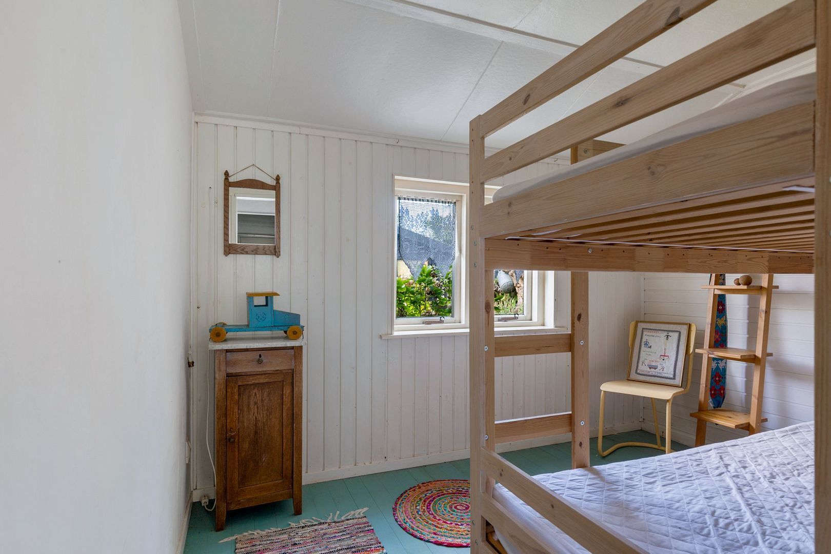 Eastein 12, Peazens foto-8