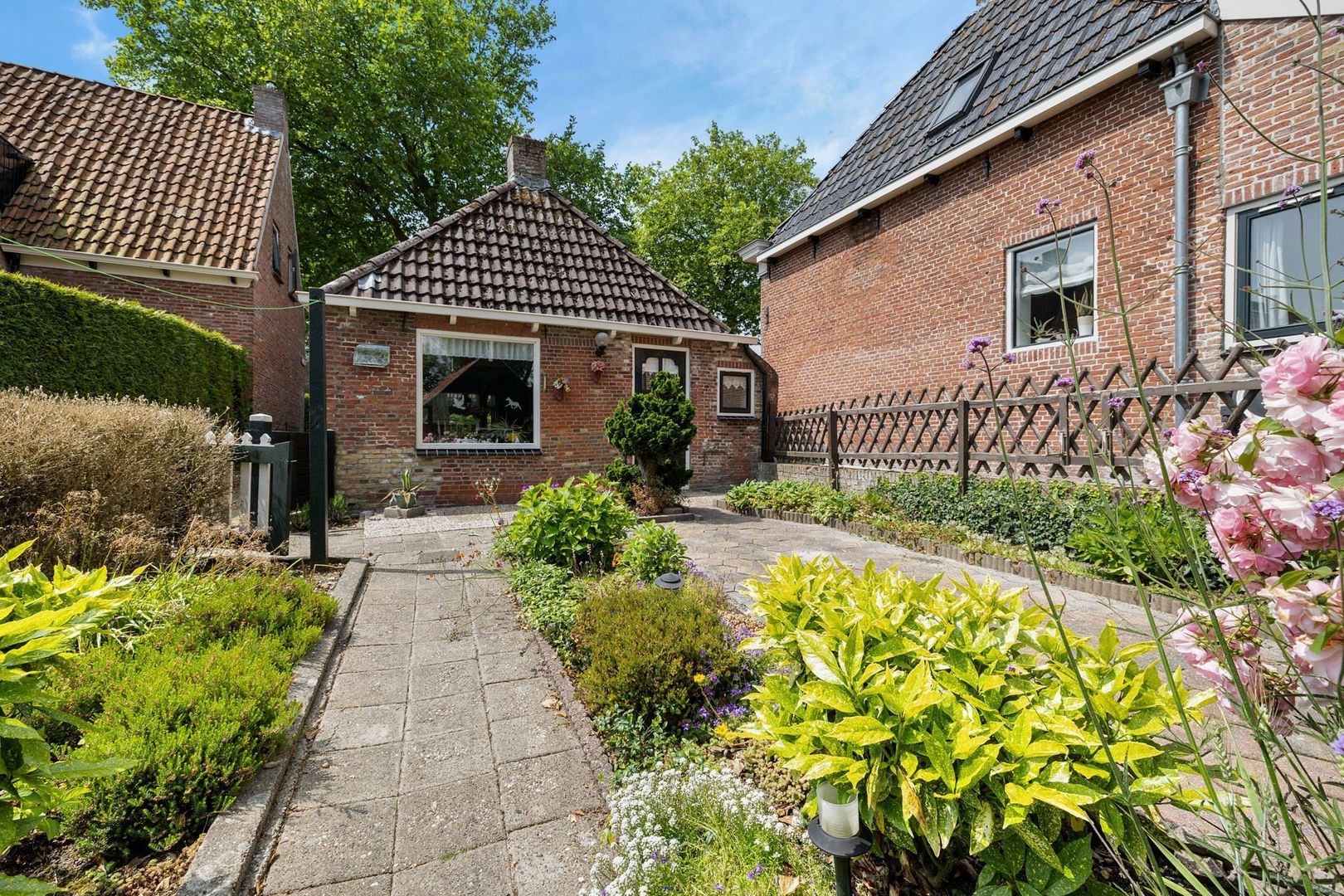 Lytse Loane 12, Ie foto-1