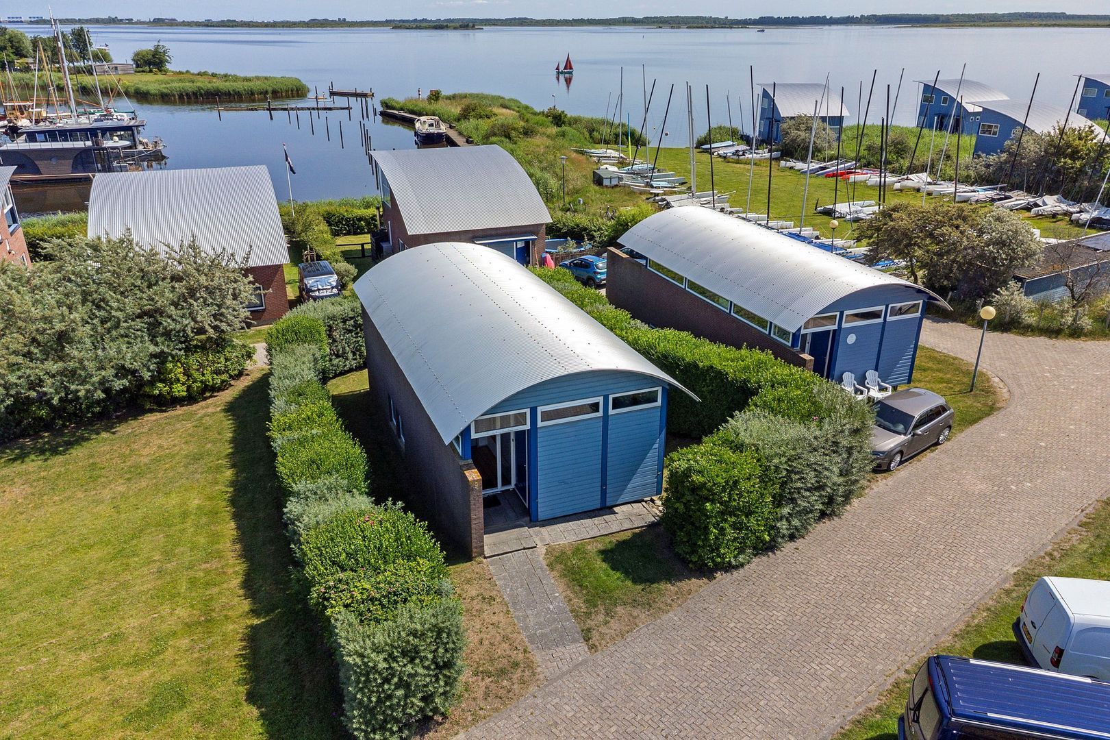 Brakzand 9, Eanjum foto-2