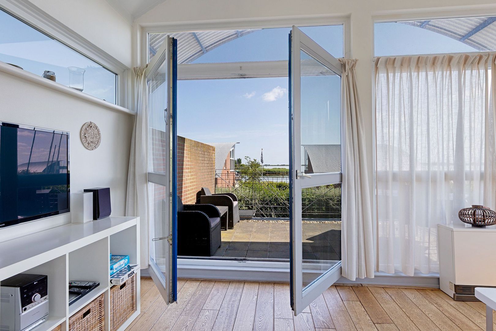 Brakzand 9, Eanjum foto-22