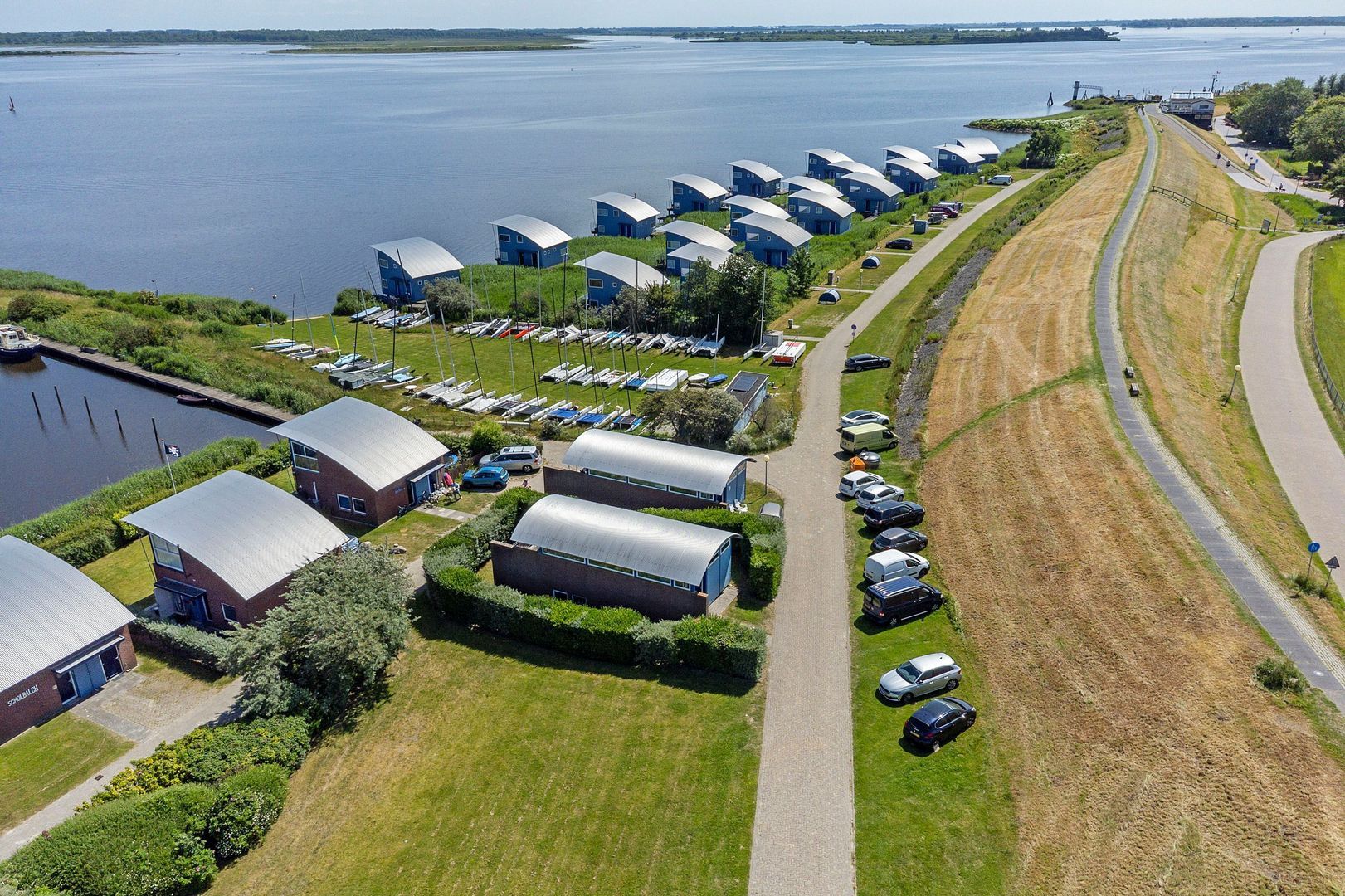 Brakzand 9, Eanjum foto-32