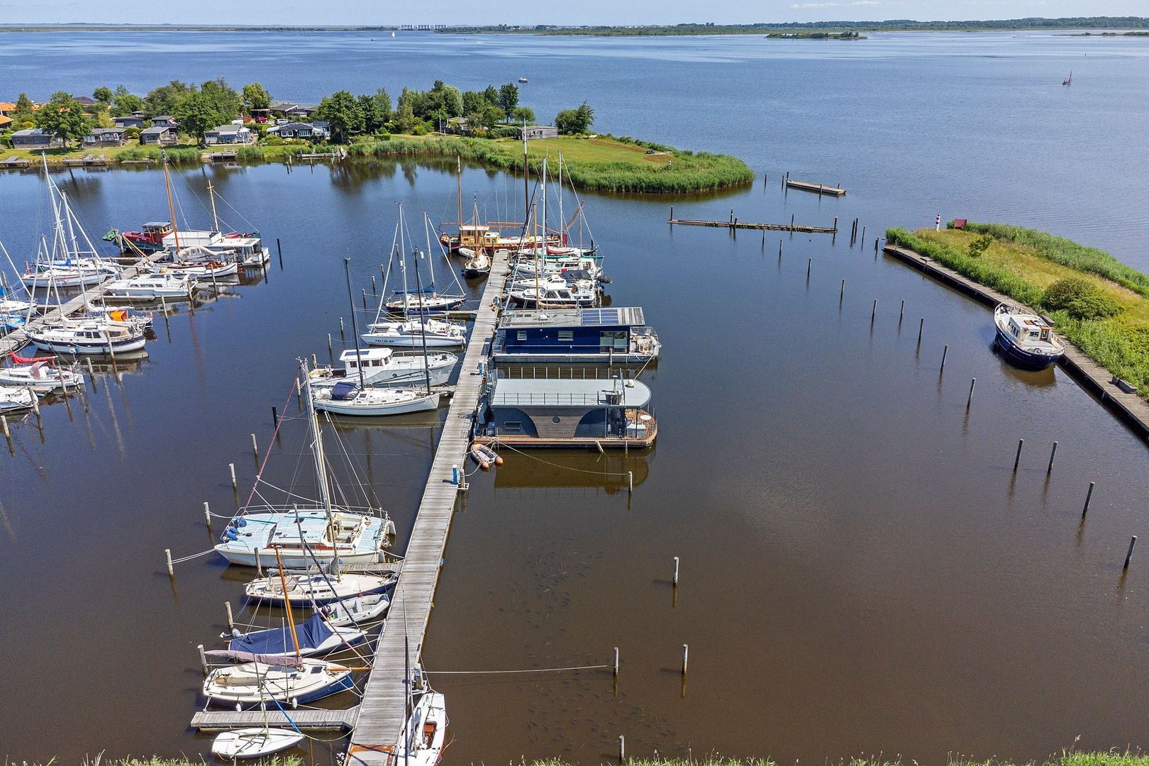 Brakzand 9, Eanjum foto-33