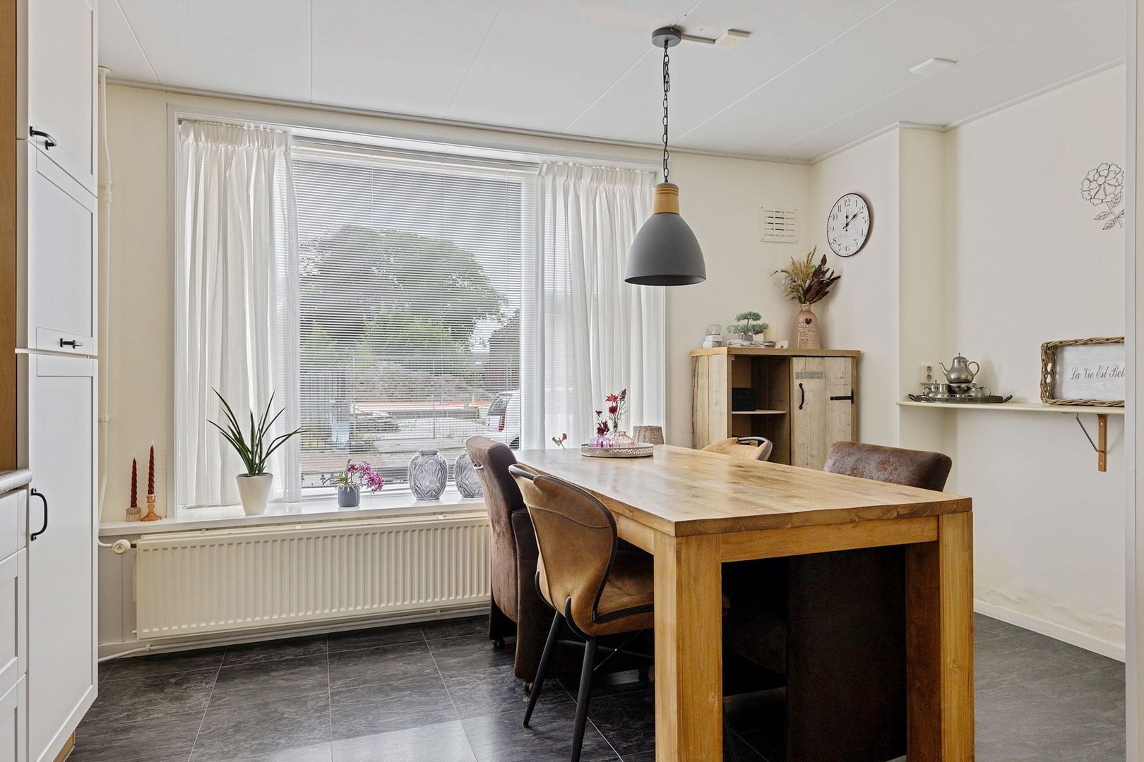 Fonteinstrjitte 12, Holwert foto-10