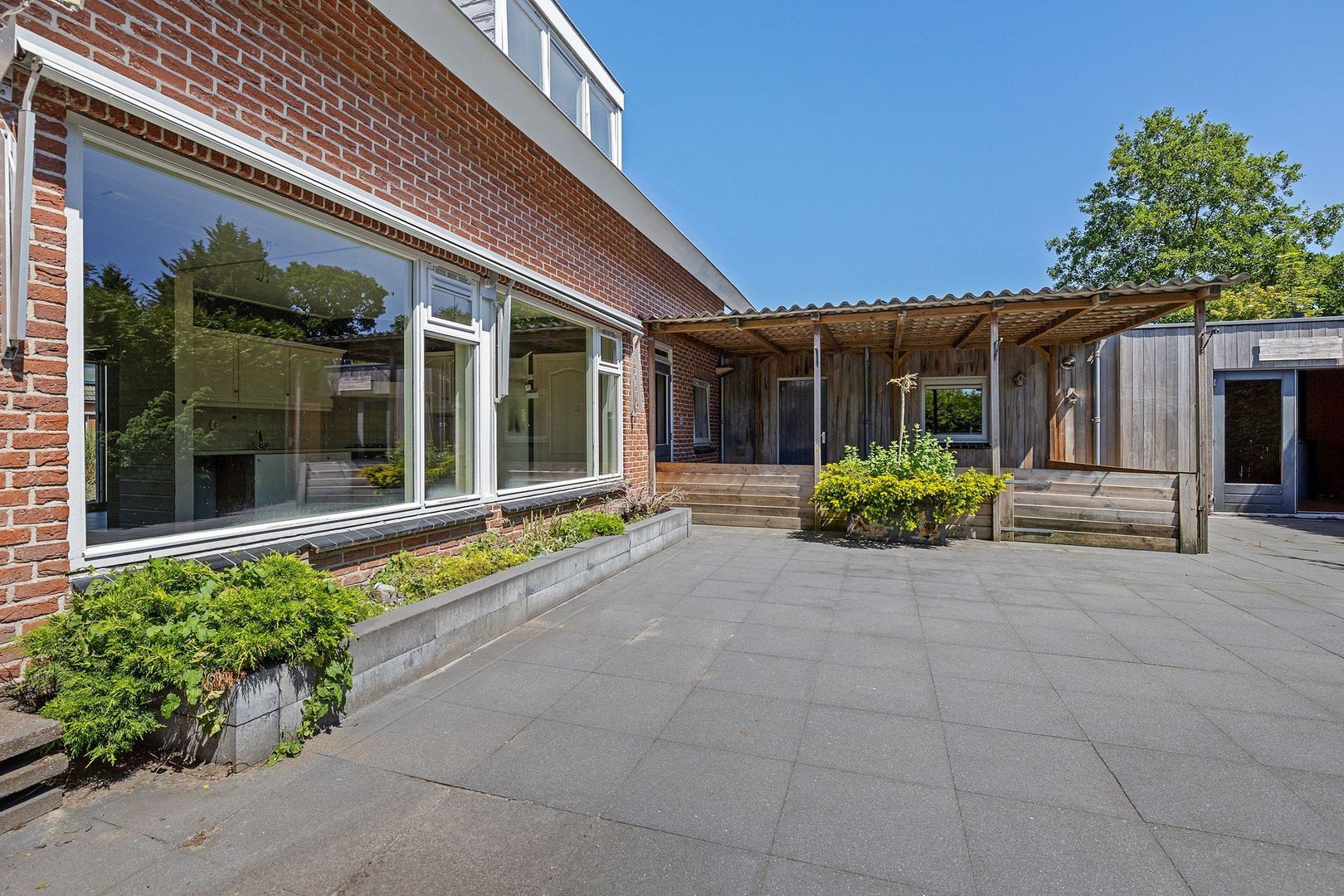 Douwelaan 74, Oentsjerk foto-2