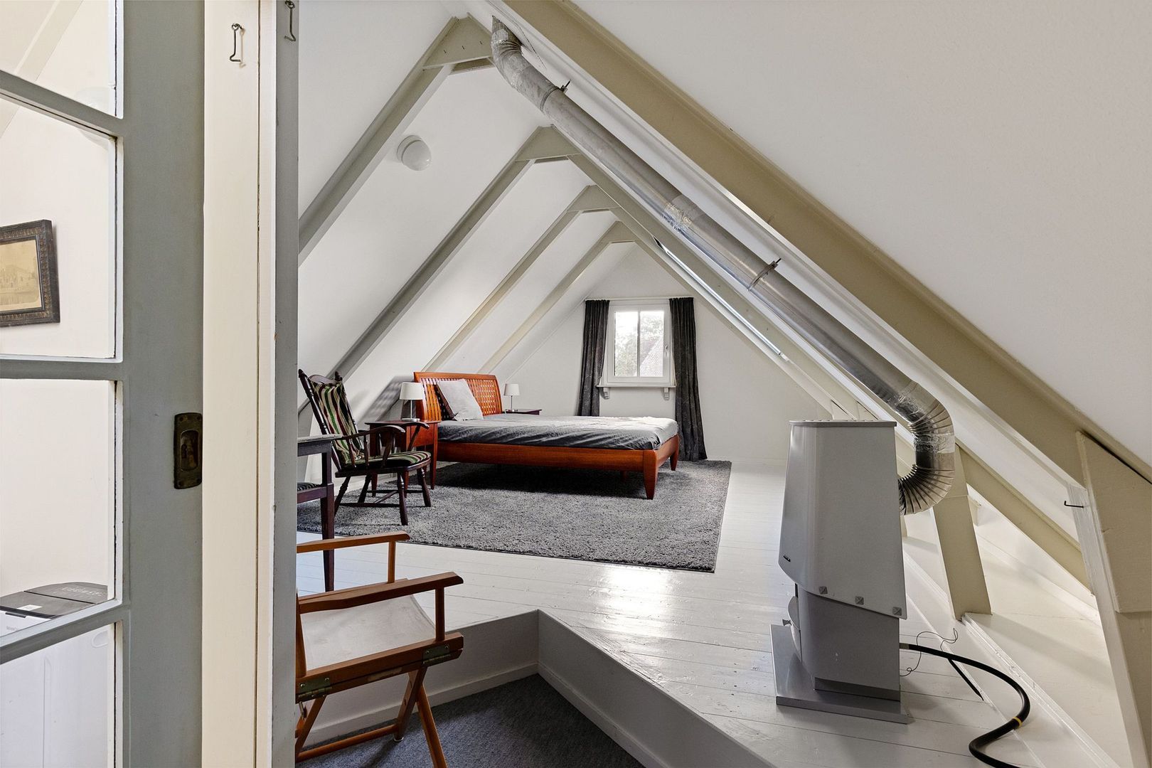 Wjuk 24, Ternaard foto-18