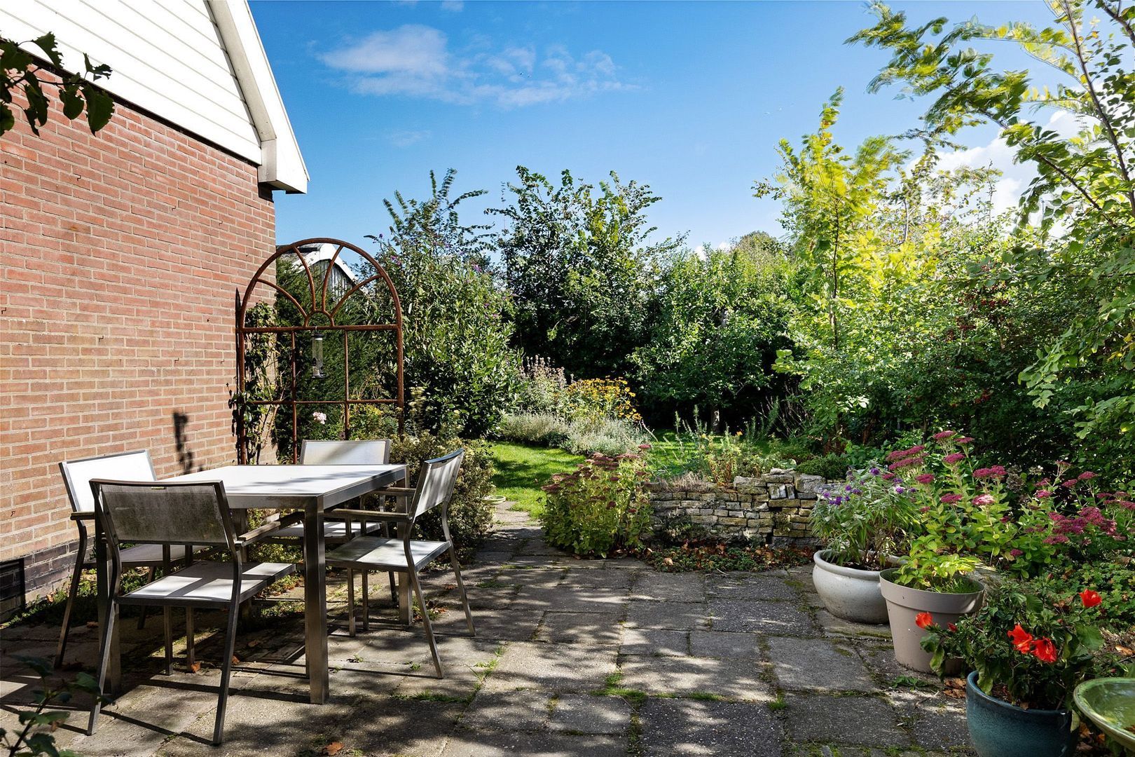 Wjuk 24, Ternaard foto-23