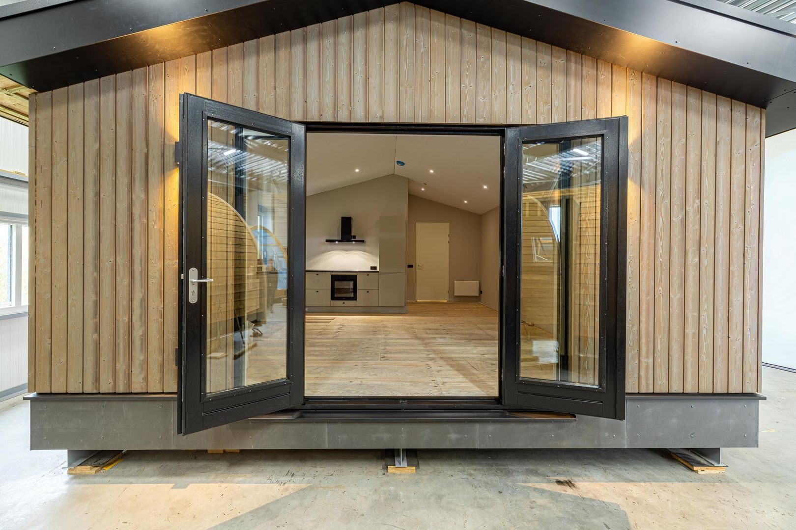 Plywood Block Building 1 0 ong, Dokkum foto-1