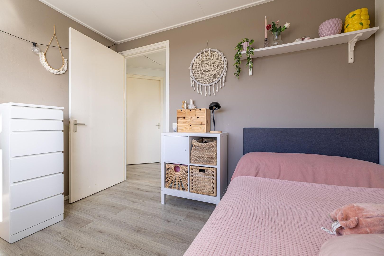 Nijbuorren 10 D, Easternijtsjerk foto-12