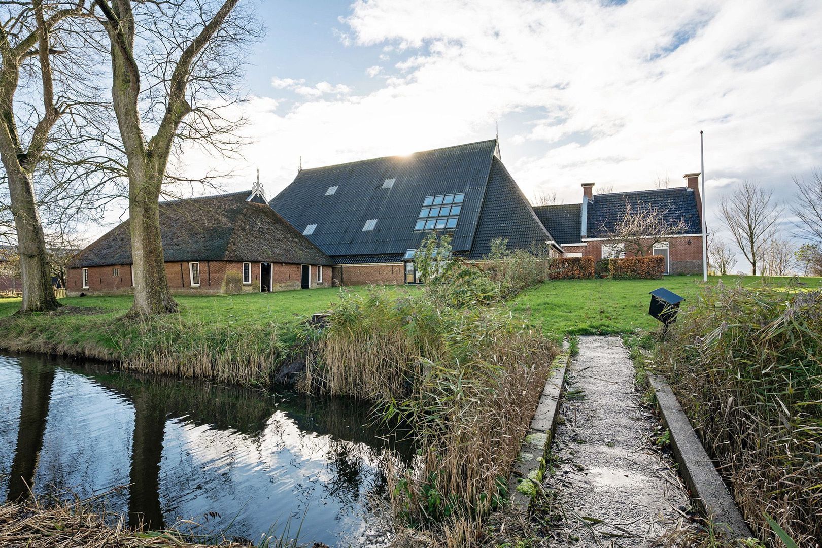 Garewei 1, Ljussens foto-5