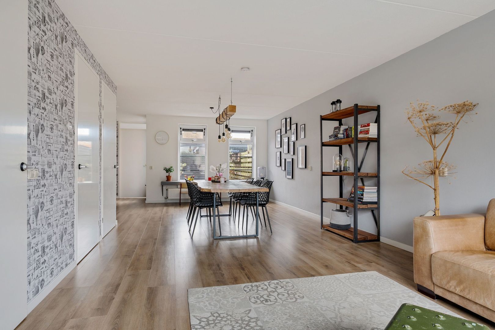 Fibula 4, Dokkum foto-9