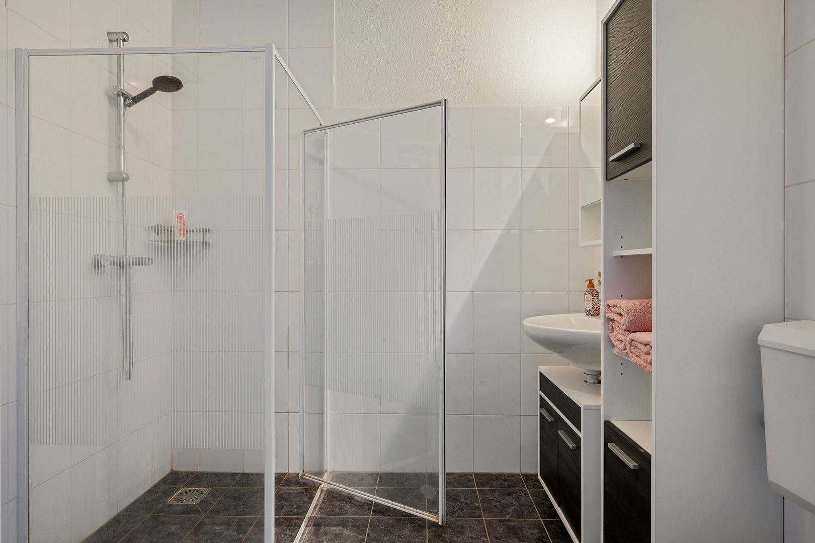 Fibula 4, Dokkum foto-22