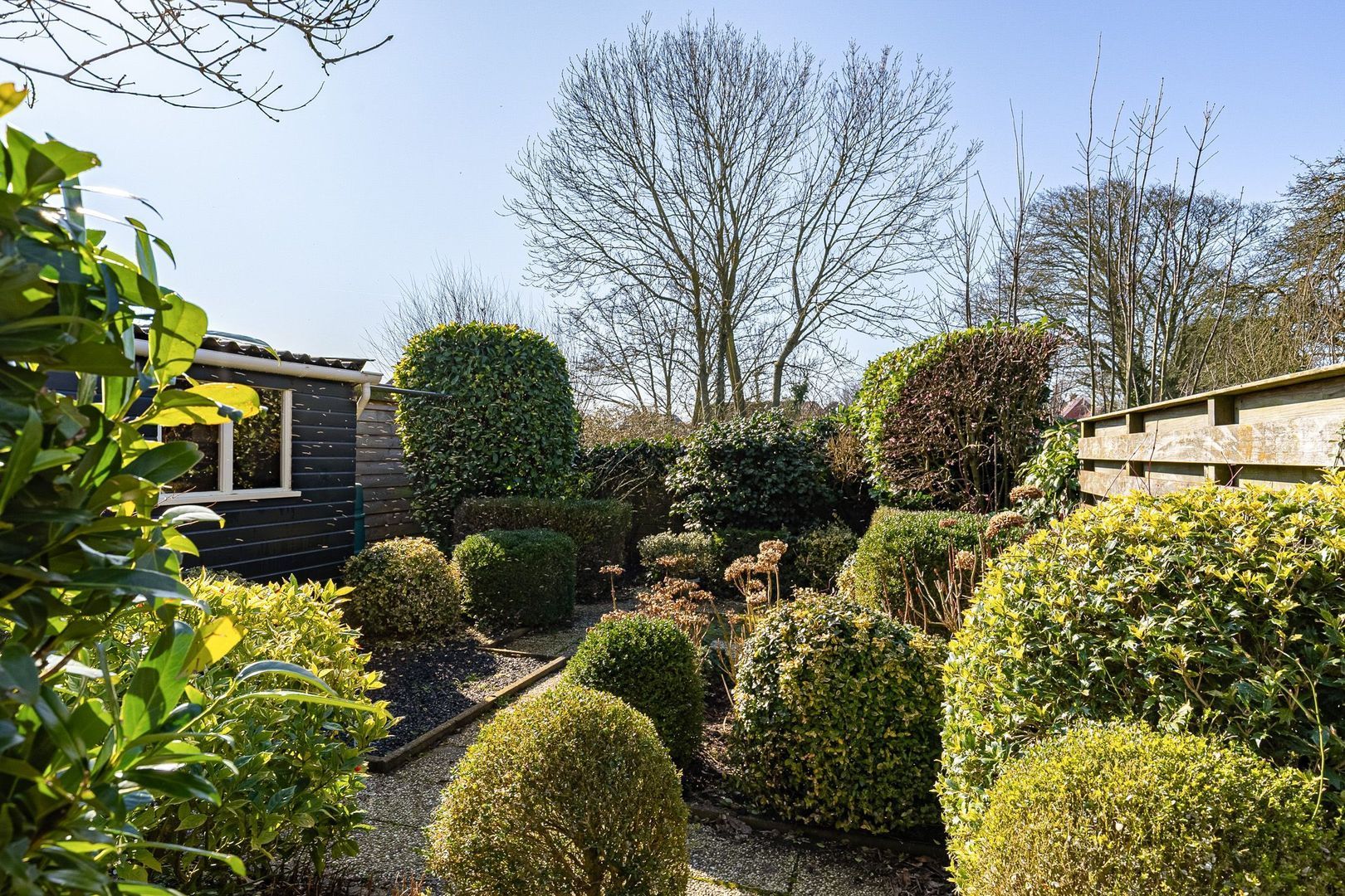 Keatsbuorren 6, Nes foto-1