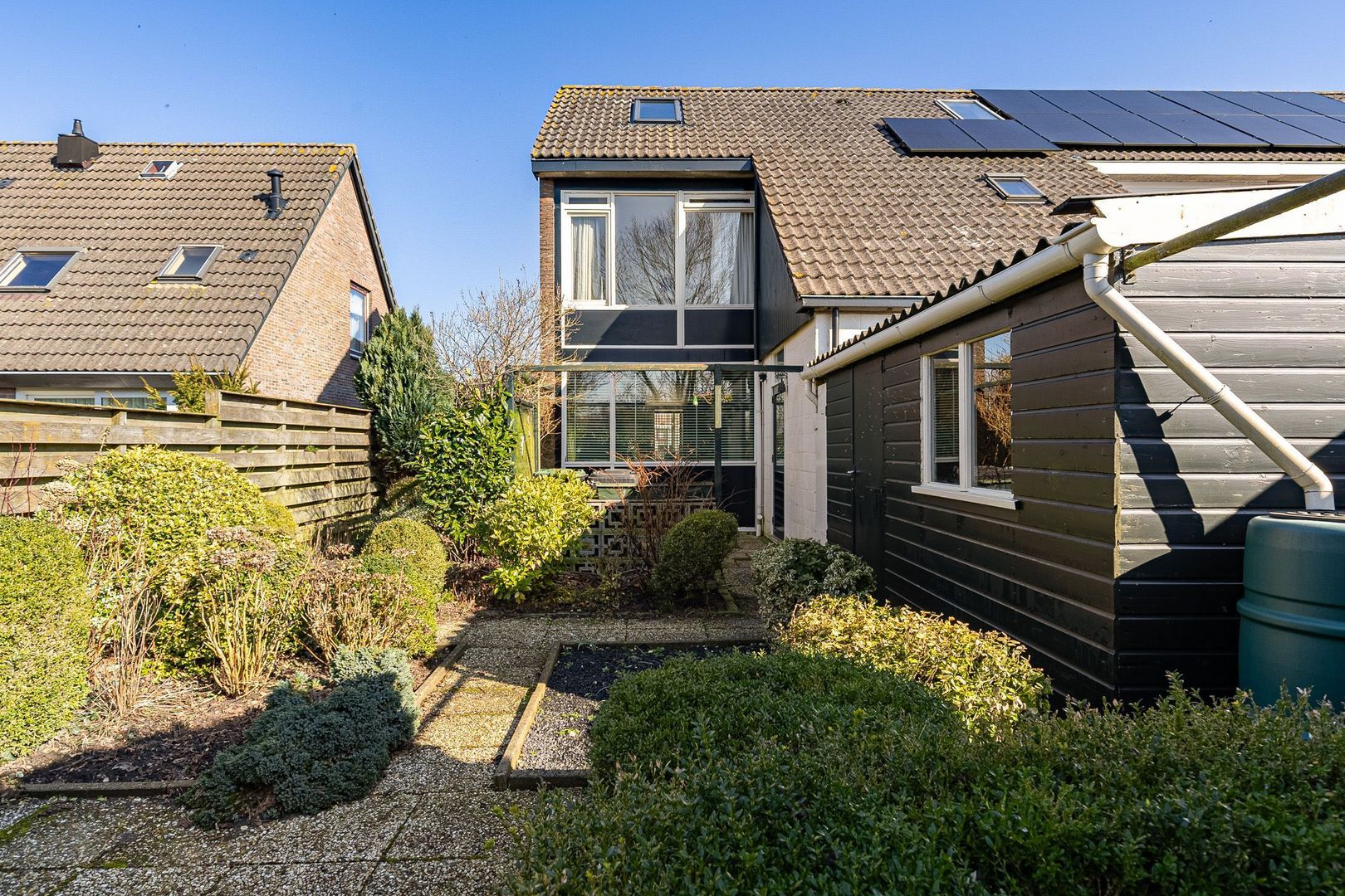 Keatsbuorren 6, Nes foto-24