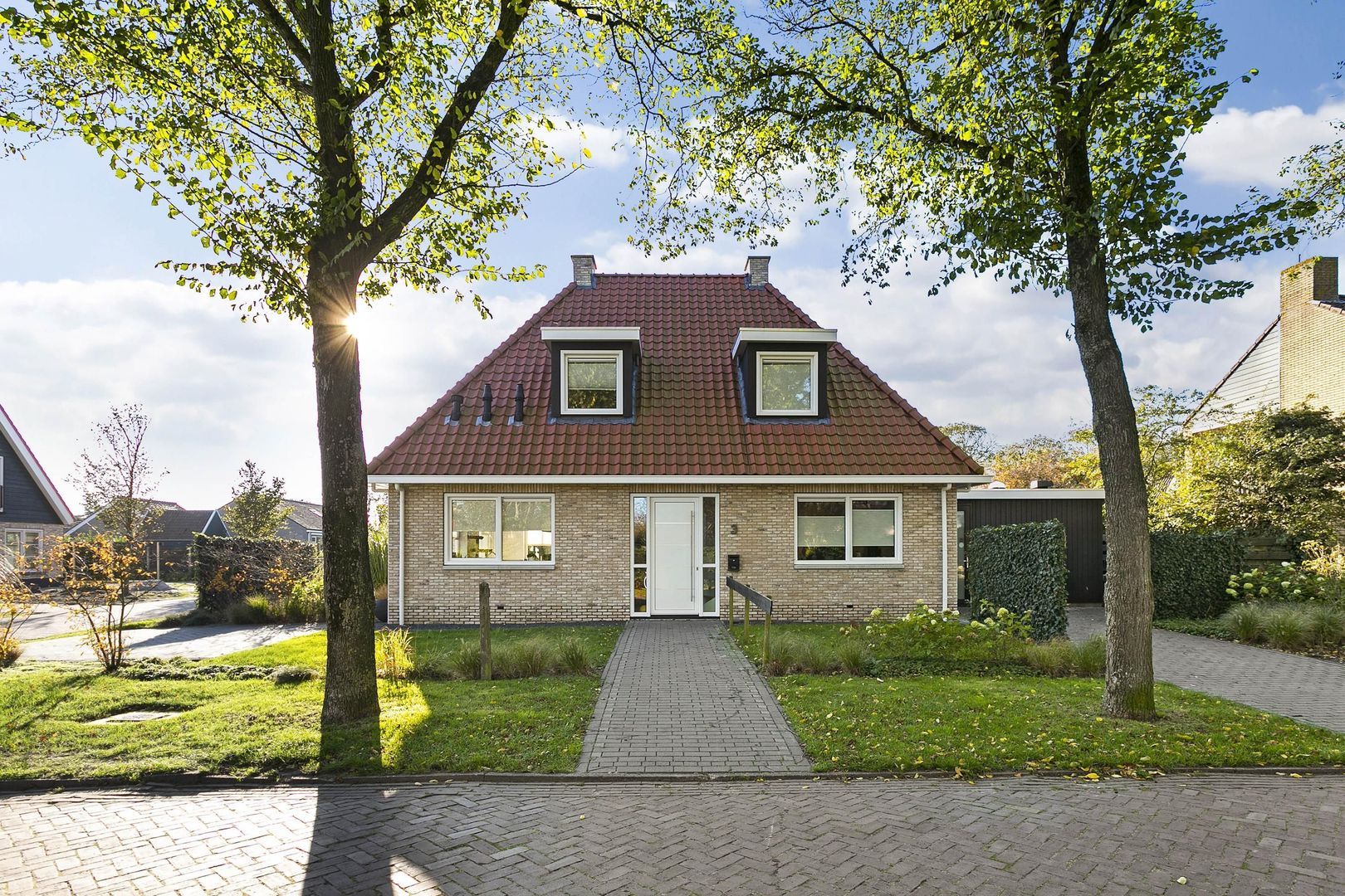 Obbe Edskesstraat 3, Nes foto-2